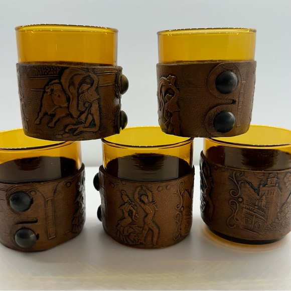 Vintage Amber/Leather Cordial Glasses Embossed with Matador and Flamenco Dancers - Picture 2 of 9